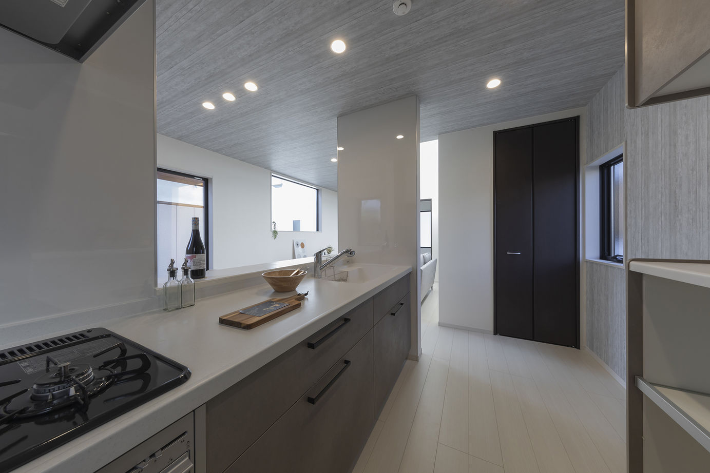 一建設 【1750万円／吹抜／ランドリールーム／間取図有】吹き抜けが開放感たっぷり。予算内で希望を全て実現した家の建築実例画像3