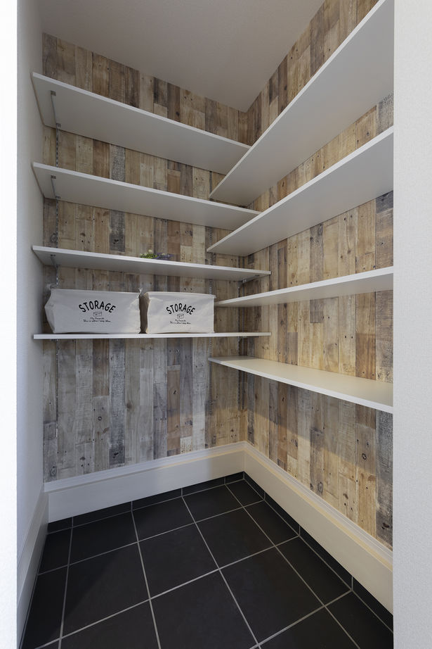 一建設 【1750万円／吹抜／ランドリールーム／間取図有】吹き抜けが開放感たっぷり。予算内で希望を全て実現した家の建築実例画像7