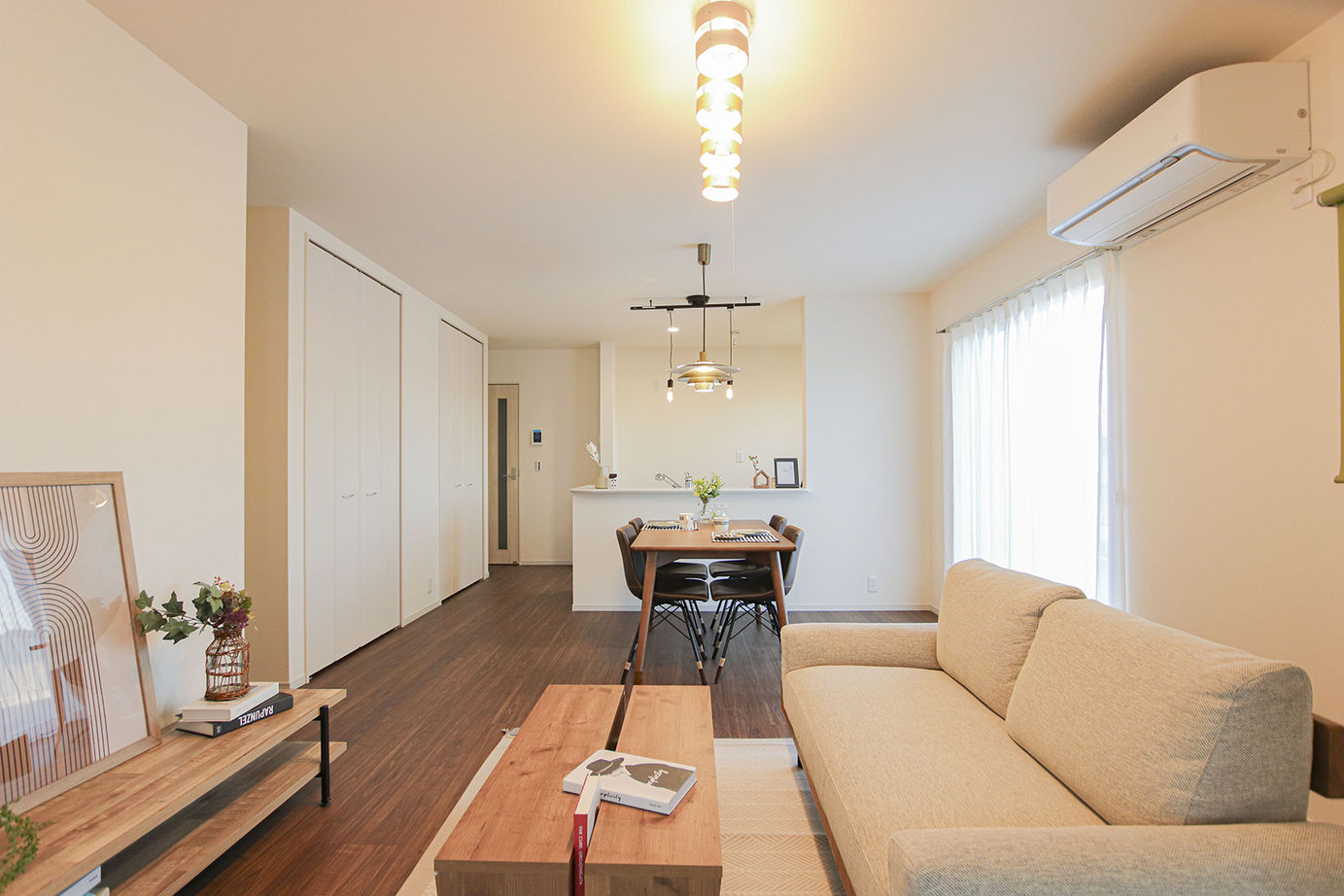 一建設 【1880万円／平屋／耐震等級3／間取図有】要望を満たしながら、シンプル＆コンパクトに設計した平屋の建築実例画像2