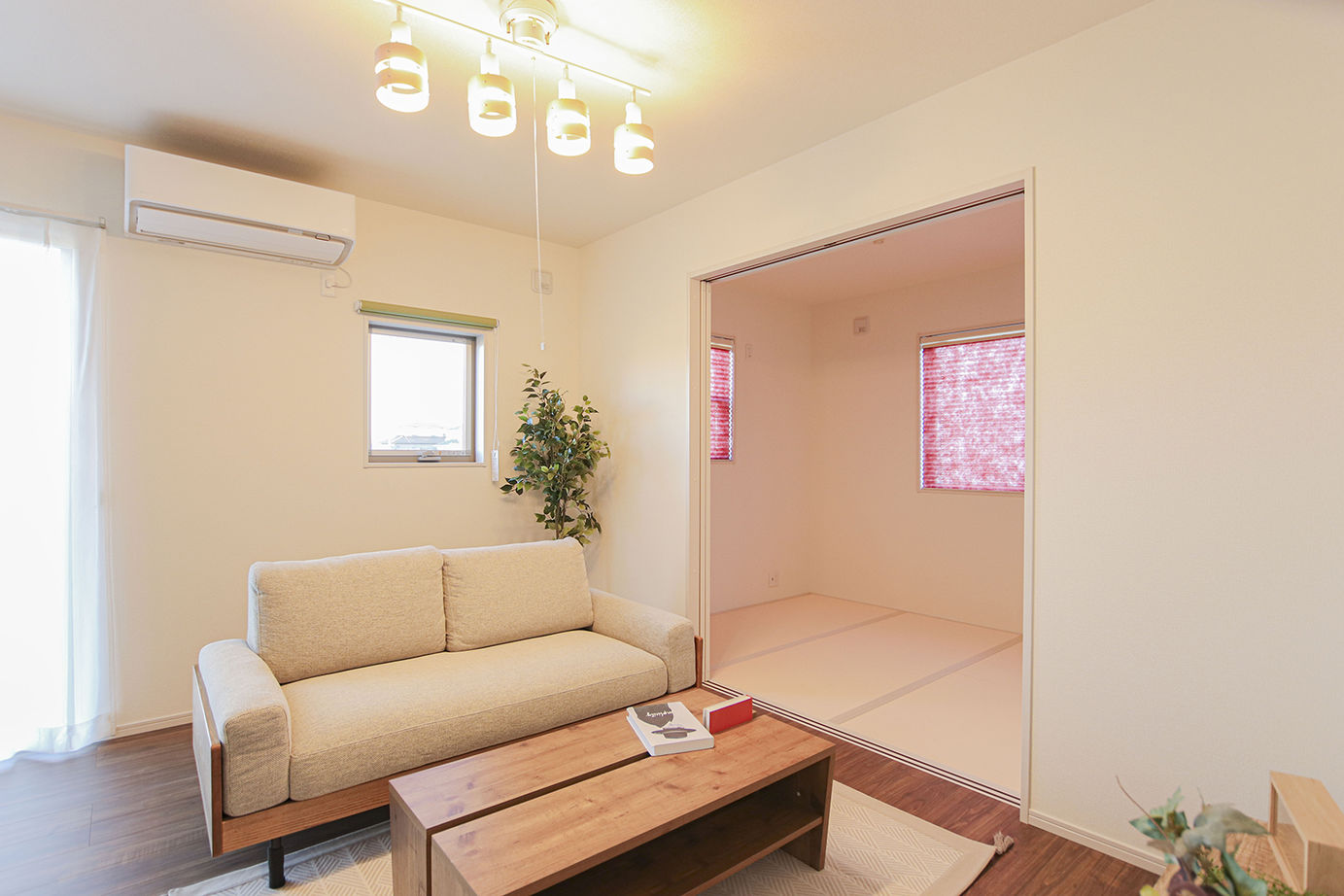 一建設 【1880万円／平屋／耐震等級3／間取図有】要望を満たしながら、シンプル＆コンパクトに設計した平屋の建築実例画像4