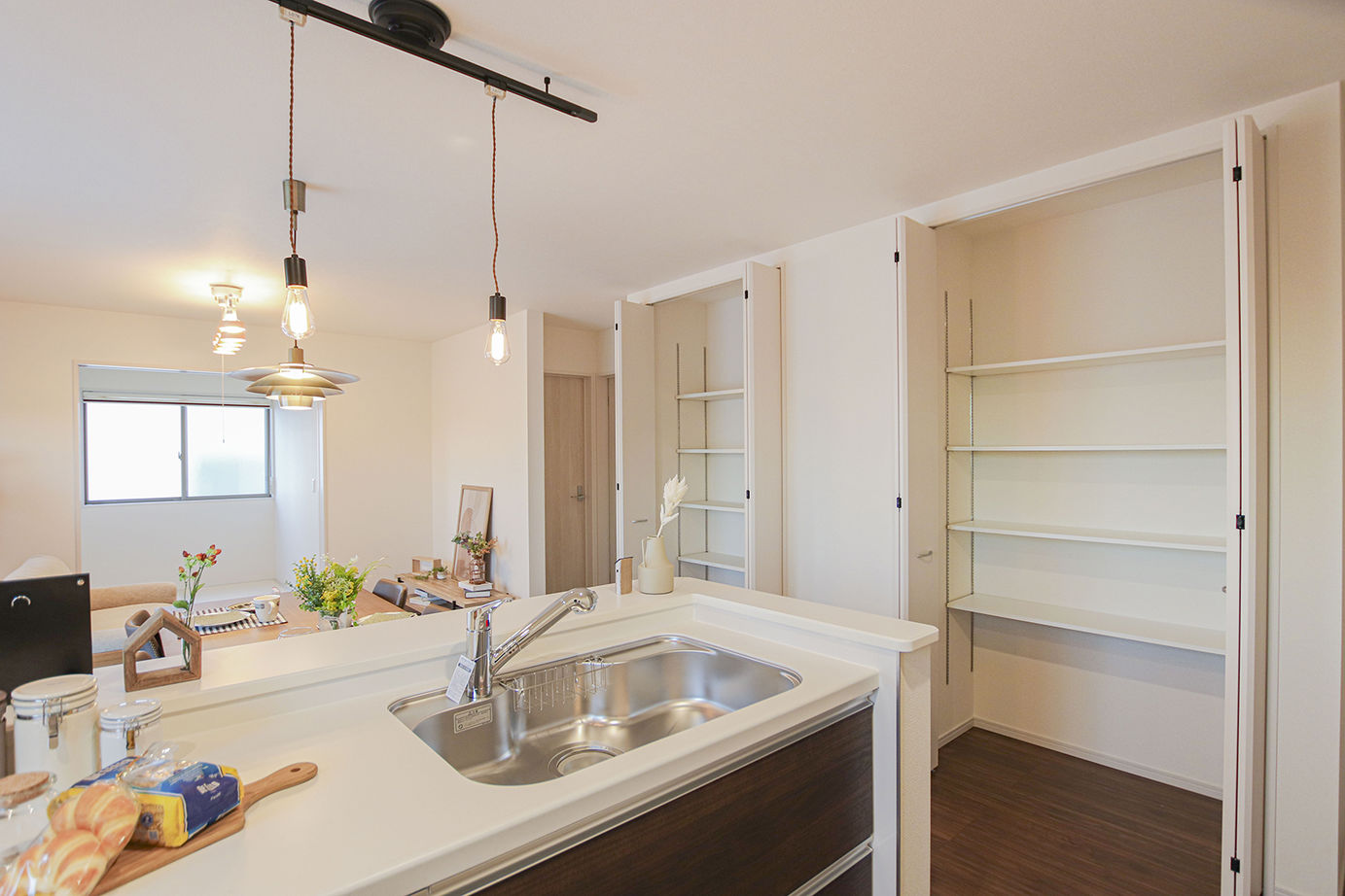 一建設 【1880万円／平屋／耐震等級3／間取図有】要望を満たしながら、シンプル＆コンパクトに設計した平屋の建築実例画像5