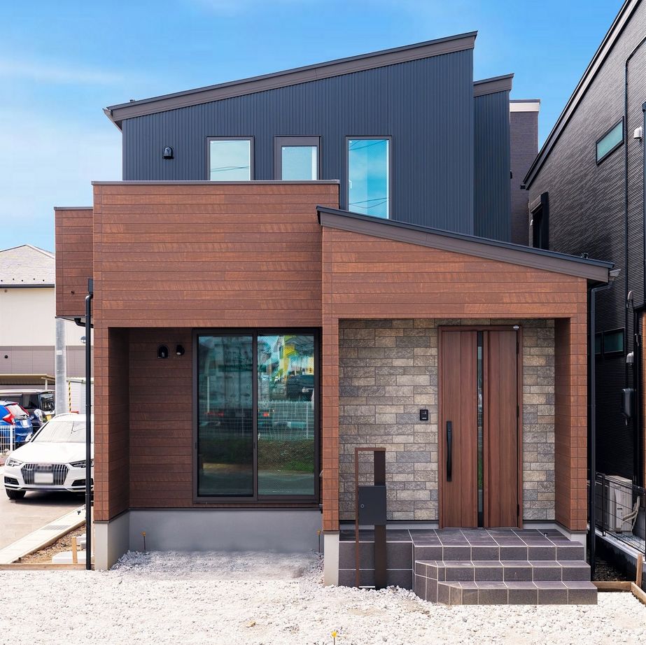 東海住宅 【3LDK／畳コーナー/土地探しからご一緒に】重厚感のある落ち着きのある住まいの建築実例画像2