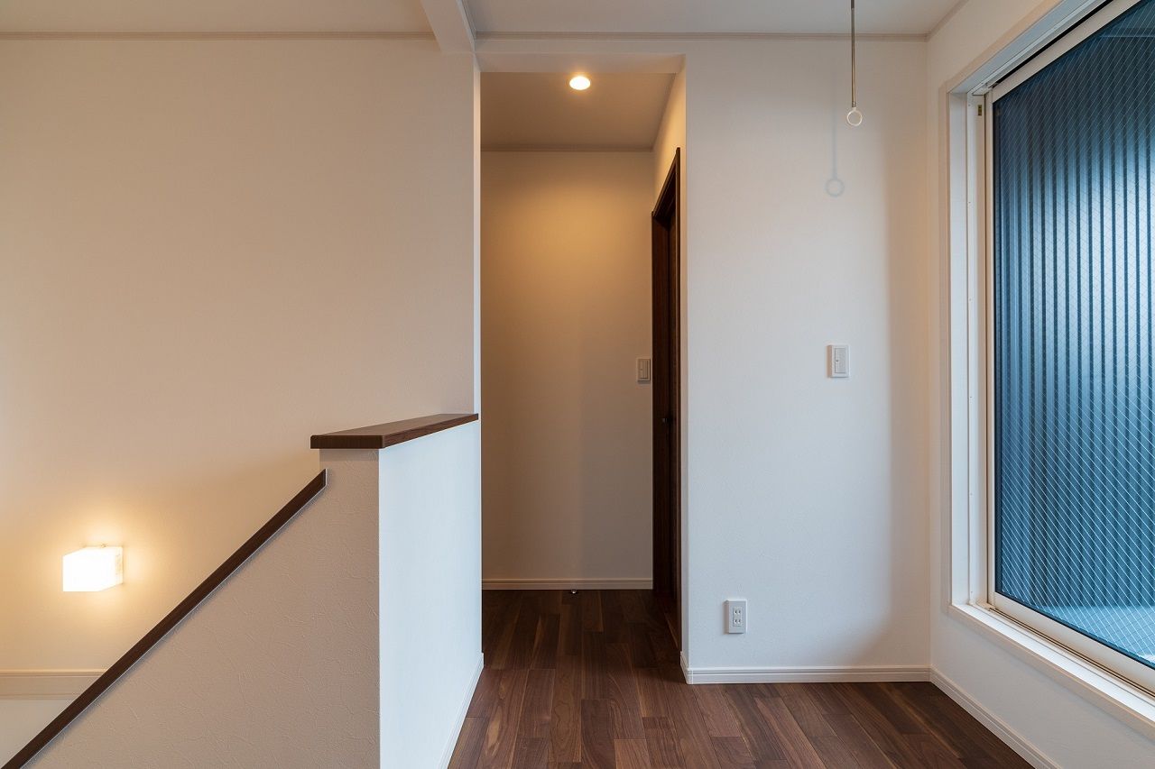 東海住宅 【3LDK／畳コーナー/土地探しからご一緒に】重厚感のある落ち着きのある住まいの建築実例画像9