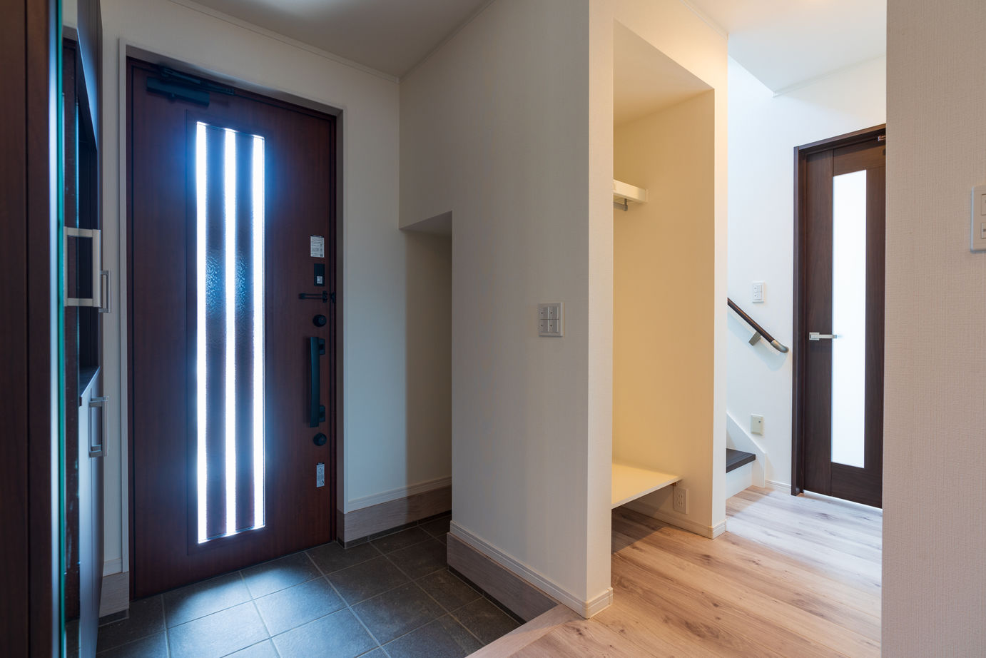 東海住宅 【2000万円台｜収納充実｜家事ラクの工夫】家族時間が充実する工夫満天　ランドリースペースが自慢の住まいの建築実例画像10