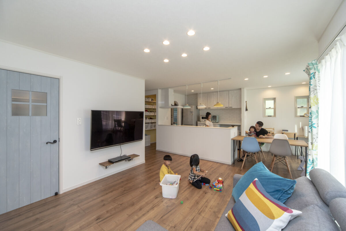 ひかりハウジング 【瑞浪市/収納充実】家族がつながる、自然の光と木の温もりに包まれた注文住宅の建築実例画像4