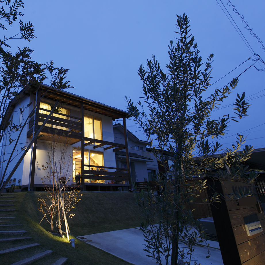 いがみ建築工房　伊神建設 岐阜｜広い玄関土間で遊ぶ！好きなものに囲まれて、家族が仲良しになれる「小さな家」の建築実例画像10