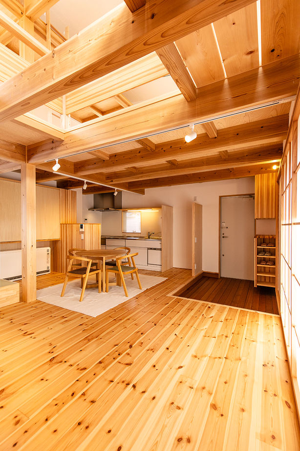 いがみ建築工房　伊神建設 【各務原市｜自然素材】「こんなお家で暮らしたい」で叶えたコンパクトなのに伸びやかな「小さな家」の建築実例画像6