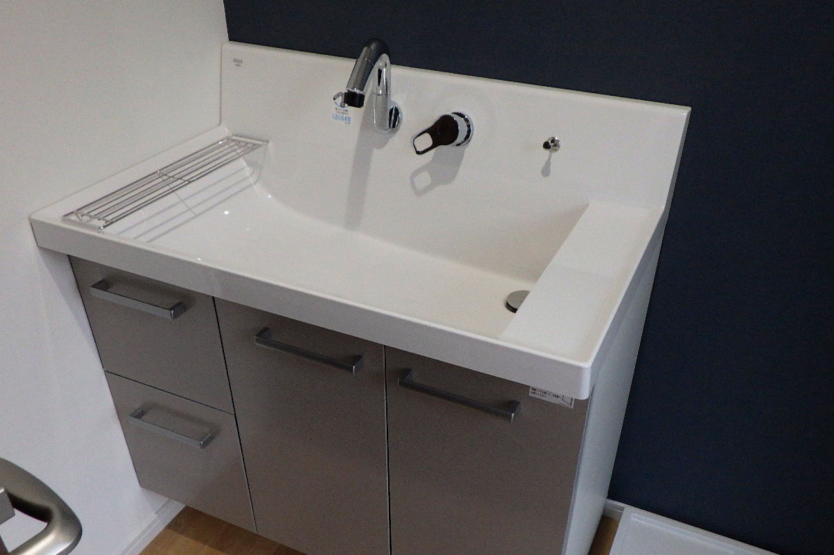 cozy house（コージーハウス） 【平屋/1000万円台/17坪/間取り有】セカンドライフを楽しむコンパクト平屋。ロフト大収納、お庭やデッキもの建築実例画像9