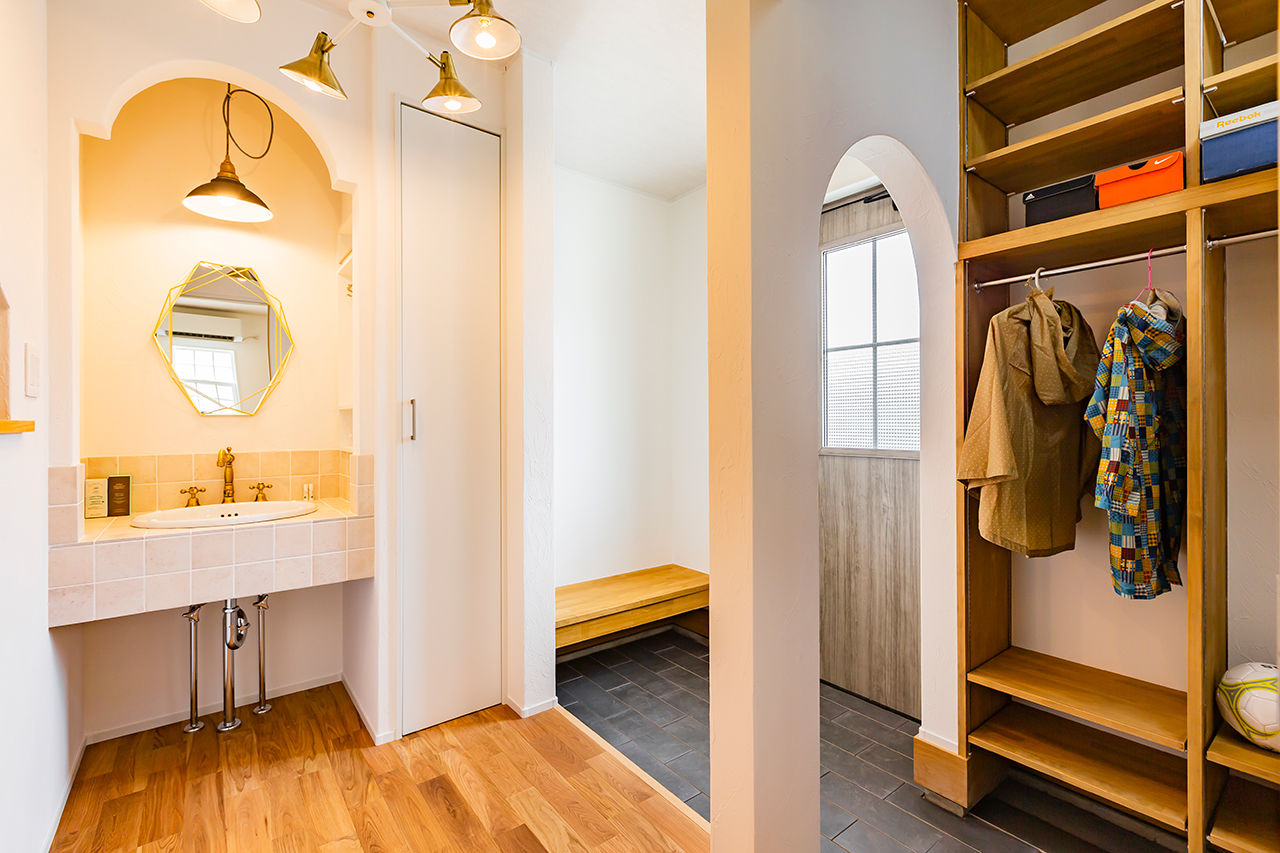 cozy house（コージーハウス） 【自然素材/2000万円台/40坪以下/間取り有】耐震等級3の安心、可愛いと落ち着きを併せた吹抜けリビングの家の建築実例画像3