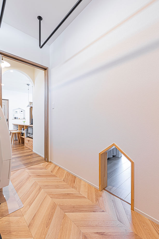 cozy house（コージーハウス） 【平屋/2000万円台/23坪/間取り有】コンパクトなロフト付き平屋。漆喰壁で仕上げた健康志向の二世帯住宅の建築実例画像8