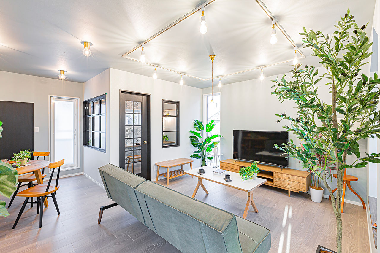 cozy house（コージーハウス） 【2階リビング/2000万円台/33坪/間取り有】フレンチ×クラシカルで大人可愛い。デザイナー監修おしゃれな家の建築実例画像6