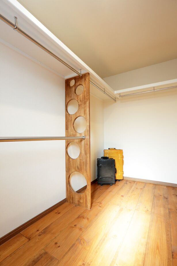 万代ホーム 【吹抜け/アイランドキッチン/収納/蔵/オープン階段/ロフト】将来的に暖炉を置ける設計で楽しみが広がる家の建築実例画像7