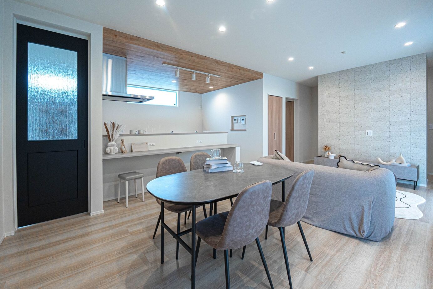 万代ホーム 【1000万円台/26坪/平屋/間取り図有り】無駄のない動線と収納｜くすみ系インテリアのコンパクトハウスの建築実例画像5