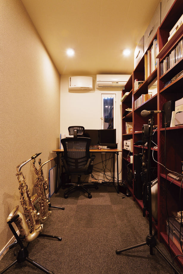 大原建設（パナソニックビルダーズグループ） 【プライバシーを守りながら外と繋がる中庭のある家/間取り有】2匹の愛猫と一緒にゆったりくつろぐの建築実例画像9