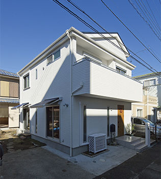 大原建設（パナソニックビルダーズグループ） 【大好きな料理のためにキッチンにこだわった家/間取り有】カフェ風×カリフォルニアスタイルの空間が完成の建築実例画像10