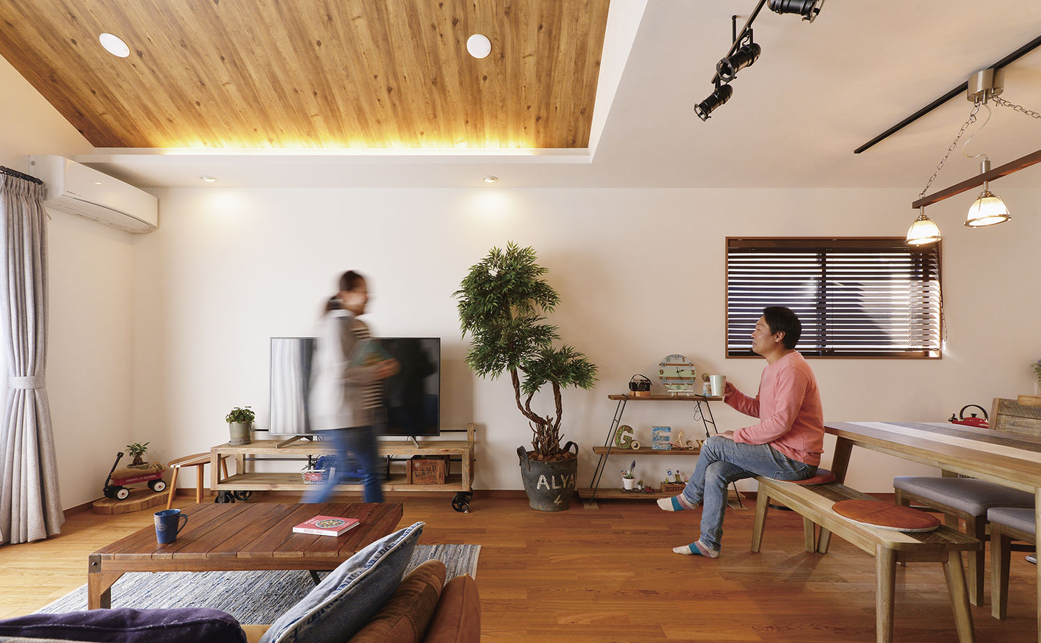 大原建設（パナソニックビルダーズグループ） 【キャンプやサーフィンなどアウトドアのこだわりが散りばめられた家】趣味を身近に感じられる住まいを実現の建築実例画像1