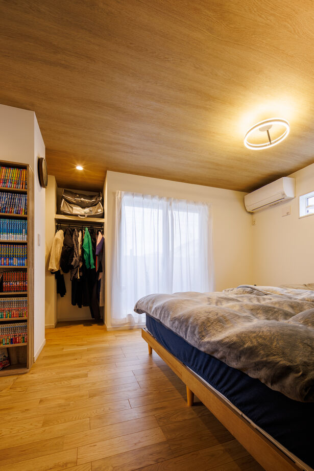 大原建設（パナソニックビルダーズグループ） 【プライベートサロンのある31坪の郊外の家／間取り有】土間リビングと一体化させた「カフェ風」広々ＬＤＫの建築実例画像8