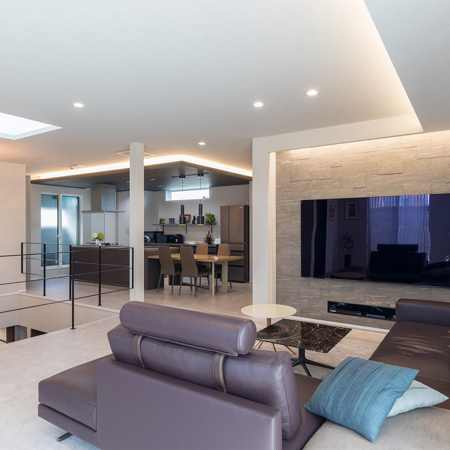 トータテハウジング 2台並列ビルトインガレージのある都市型モダン住宅。趣味を楽しみ、自然を眺め、アーバンスローライフ満喫の建築実例画像6