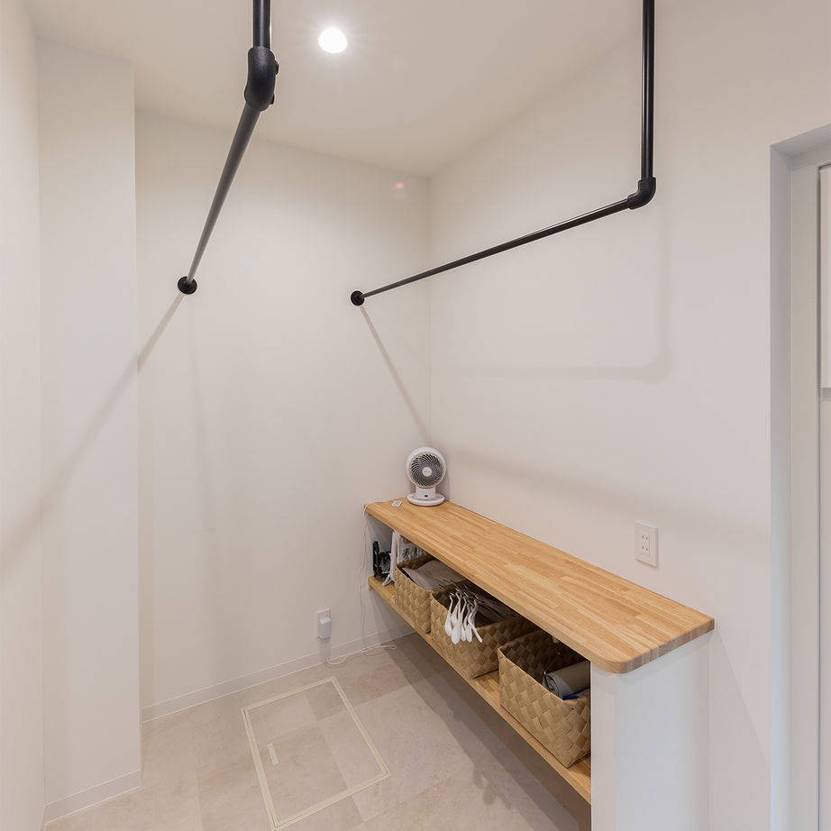 トータテハウジング 【書斎】【ランドリールーム】【回遊動線】のある、子育てが楽しく、120％満足できる家の建築実例画像8