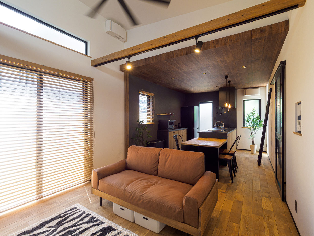 ドヒハウス 【間取り図有/1000万円台/平家/2LDK／ガレージ】男の夢実現平屋ガレージハウスの建築実例画像3