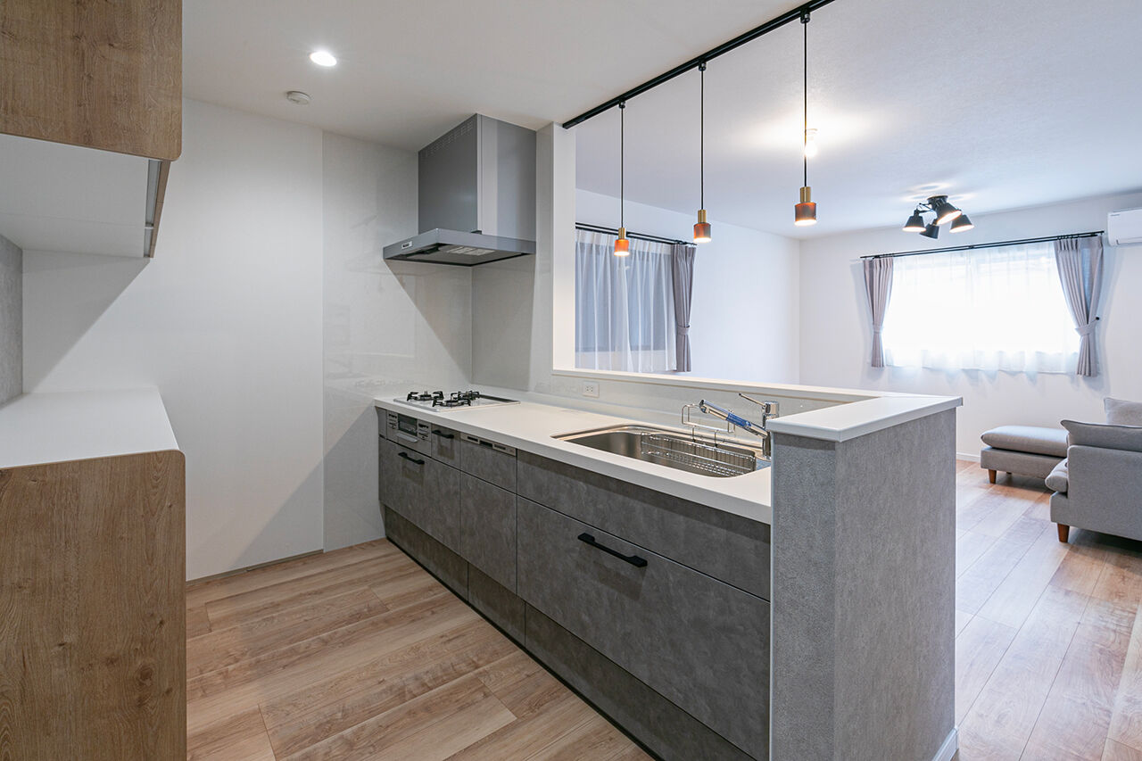 カシコ・クラッセ　樺山工務店 【大阪府大阪市／狭小／1000万円台】念願のインナーガレージのある3階建ての家の建築実例画像6