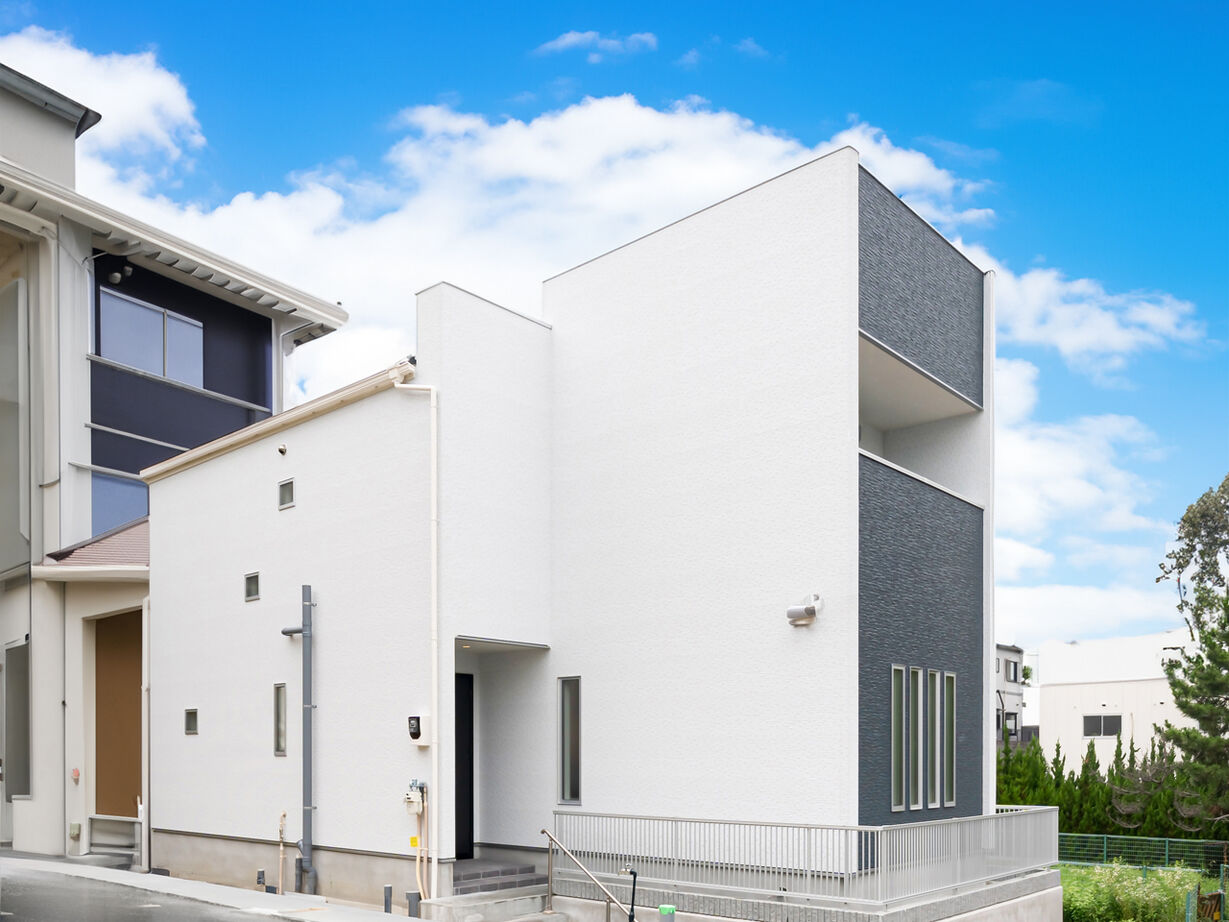 カシコ・クラッセ　樺山工務店 【1000万円台】白を基調にした上質感あふれる家の建築実例画像2