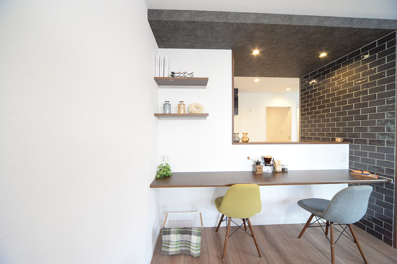 カシコ・クラッセ　樺山工務店 【大阪府吹田市／狭小／1000万円台】カフェスタイルがオシャレな狭小3階建ての建築実例画像4