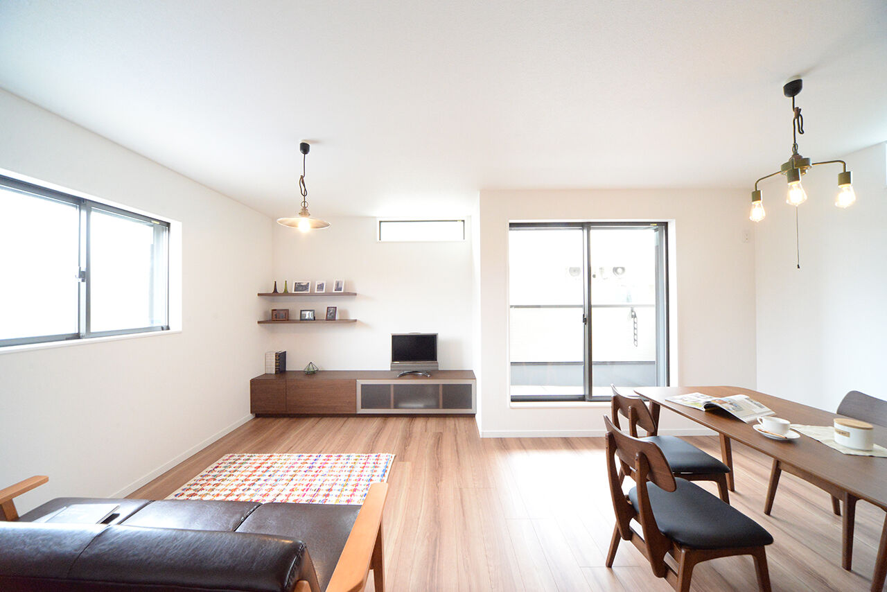 カシコ・クラッセ　樺山工務店 【大阪府吹田市／狭小／1000万円台】カフェスタイルがオシャレな狭小3階建ての建築実例画像5