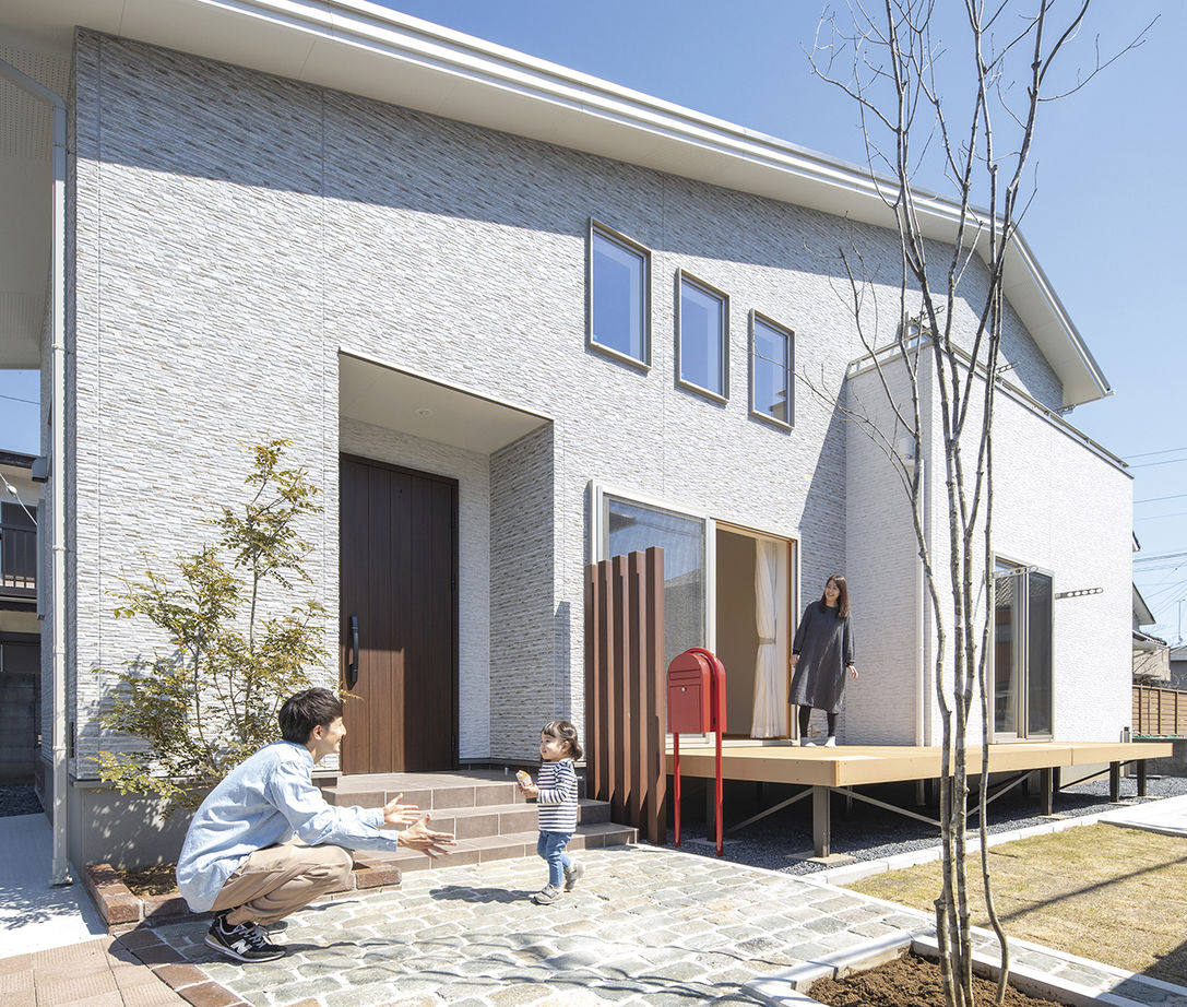 棟匠 キッズスペースに家族の図書コーナーも。シンプルな中に「好き」を閉じ込めた、一年中快適な木の住まいの建築実例画像10