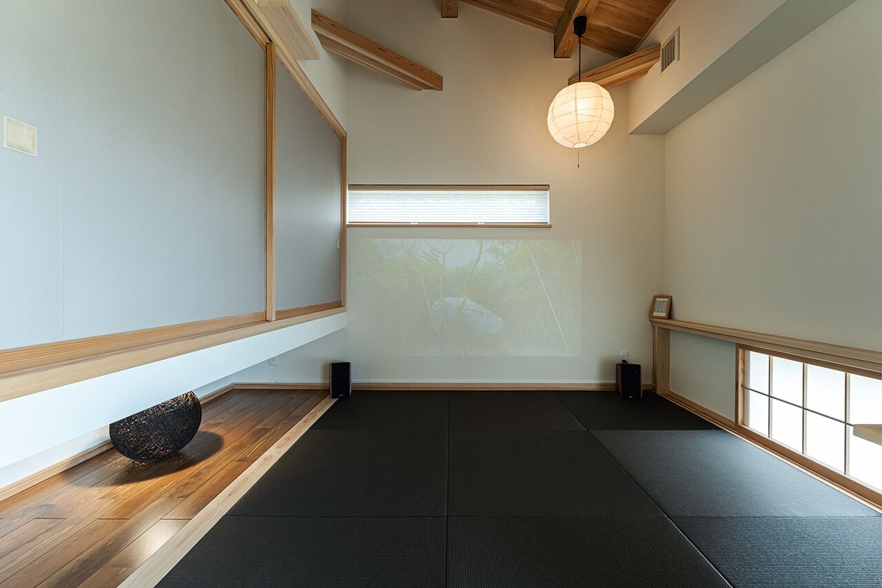 棟匠 無垢材を使った住まいの心地よさと平屋ならではの暮らしやすさを実感の建築実例画像3