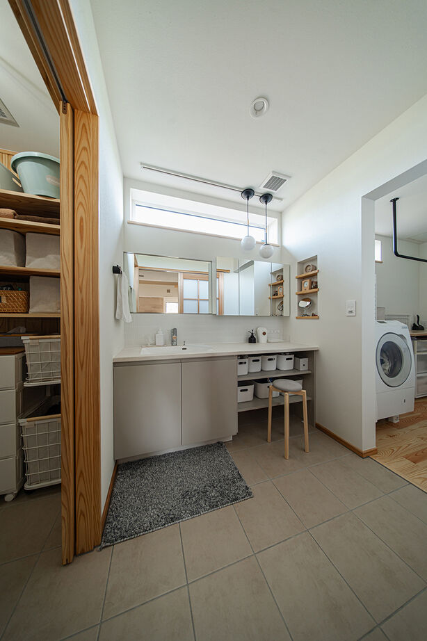 棟匠 全館空調と地元の木が決め手に。住み心地にこだわった和モダンの1.5階建て。の建築実例画像7