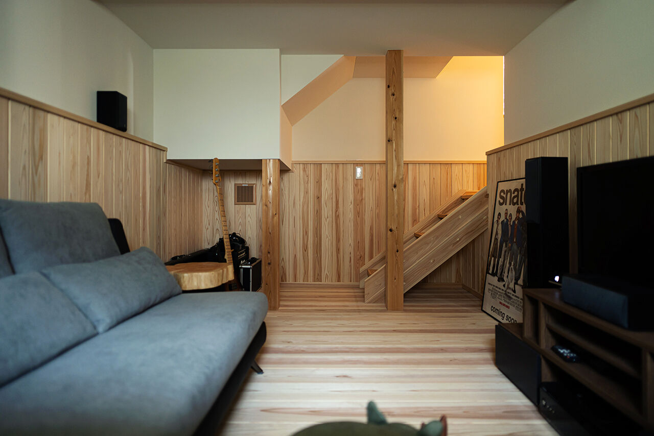 棟匠 全館空調と地元の木が決め手に。住み心地にこだわった和モダンの1.5階建て。の建築実例画像8