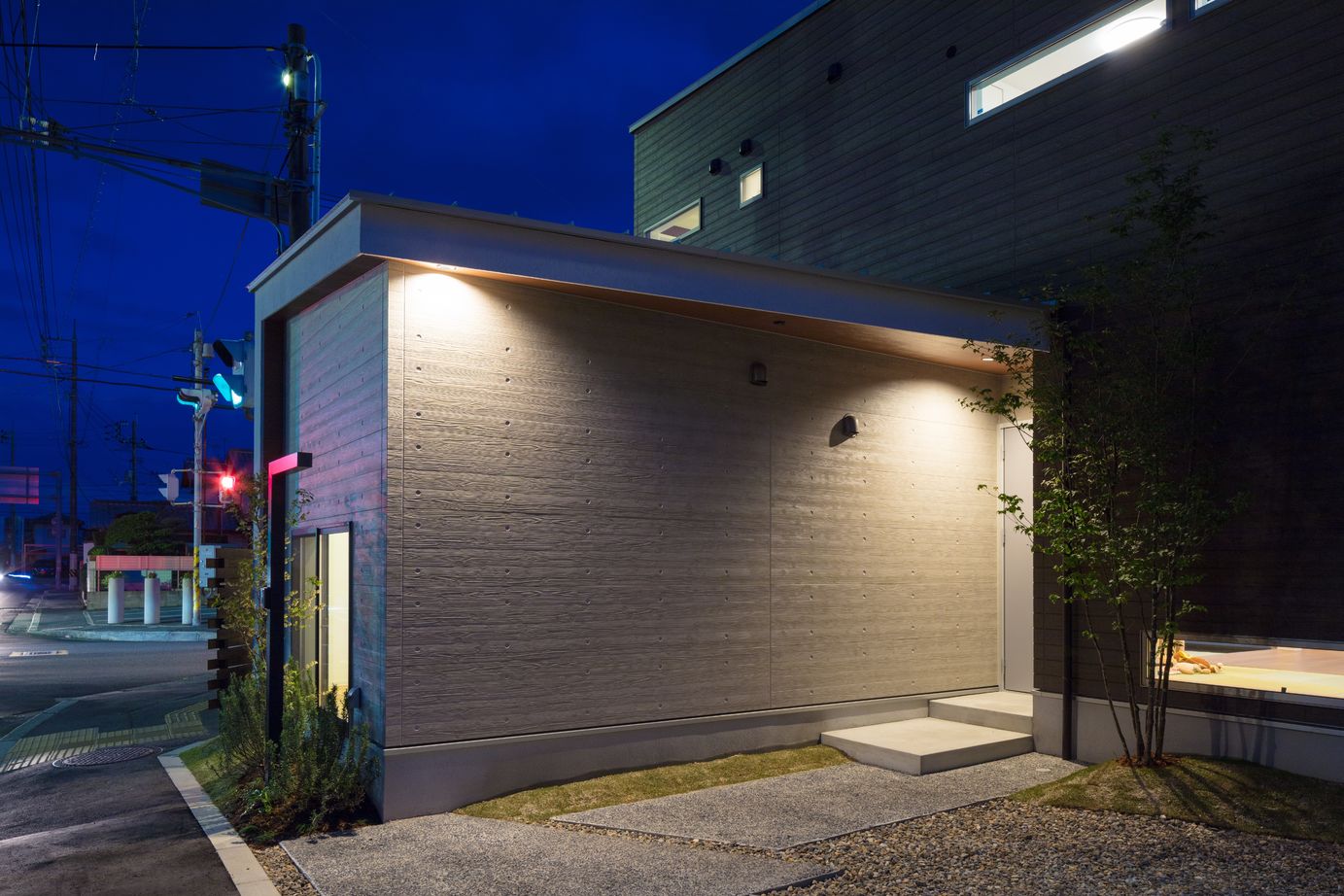 ジューケン 【角地/店舗併用住宅】空と庭を眺める店舗と寛ぎの住宅を土間リビングでつなげた店舗併用住宅の建築実例画像8