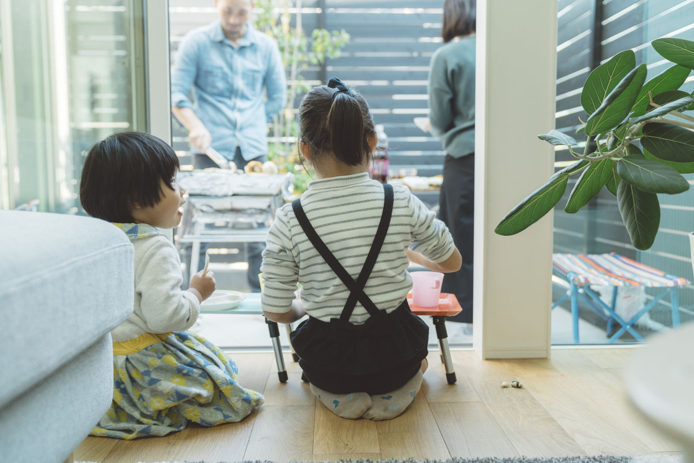 ジューケン 【変形地／約60坪の旗竿地】住宅密集地を「設計力×外構」でカバー／ 人目を気にせず明るく豊かな暮らしをの建築実例画像10