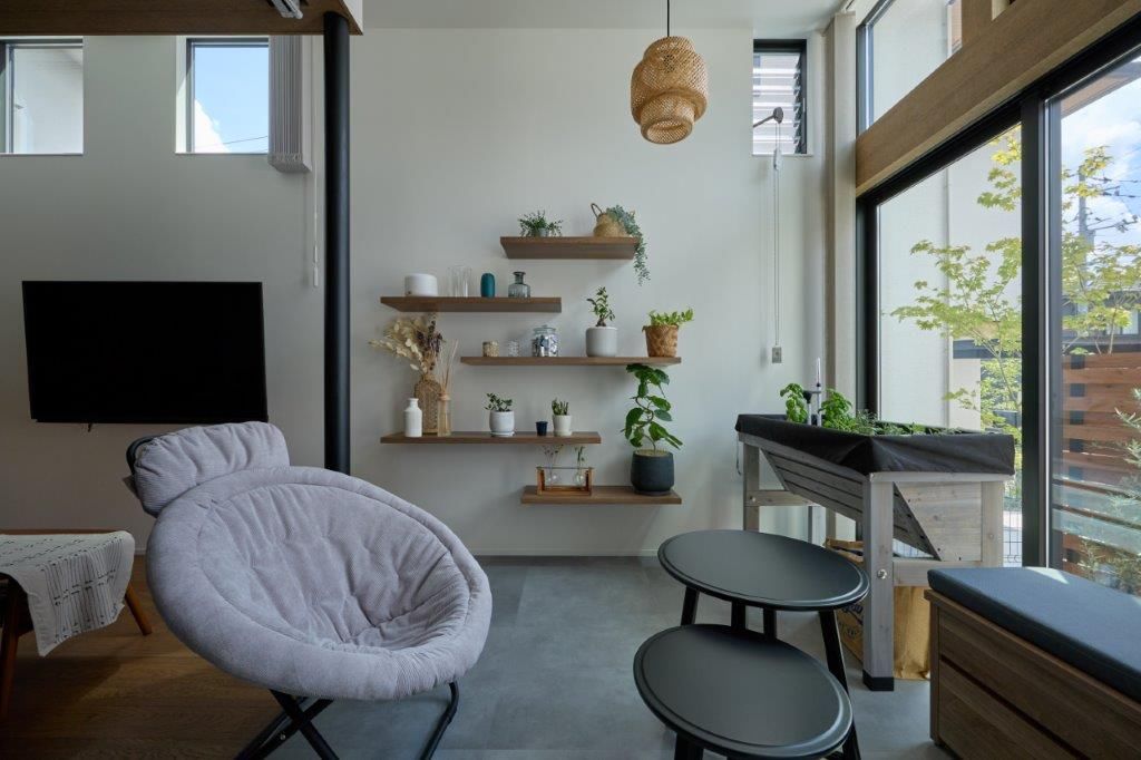 ジューケン 【土地面積約42坪】変形地の苦手をくの字で解消。陽射したっぷりなガーデンスペースのある家の建築実例画像3