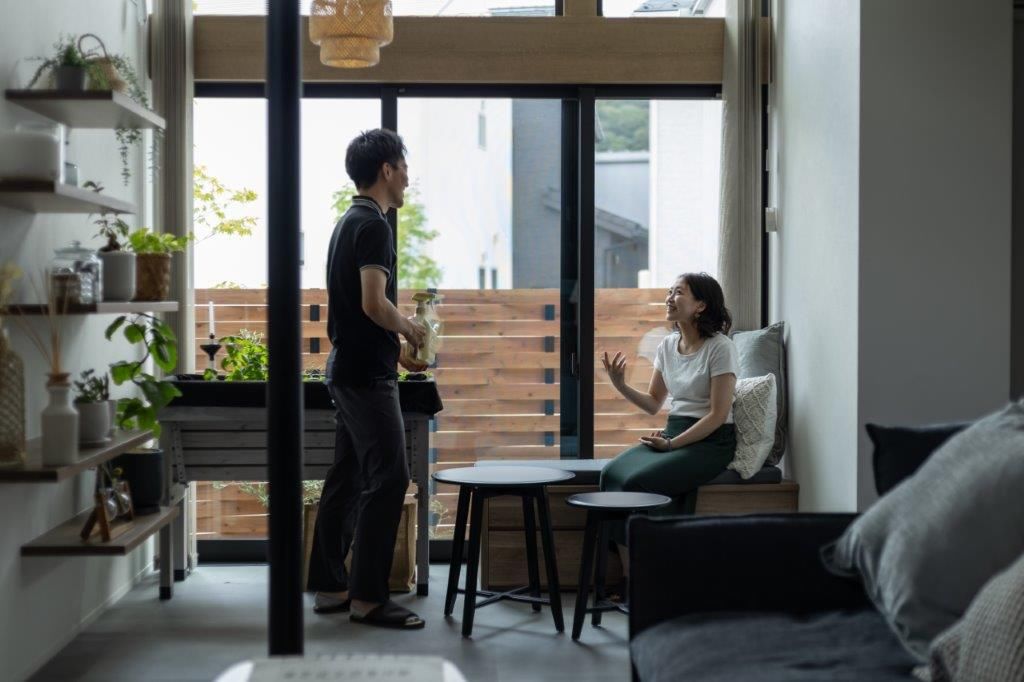 ジューケン 【土地面積約42坪】変形地の苦手をくの字で解消。陽射したっぷりなガーデンスペースのある家の建築実例画像4