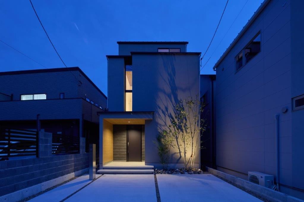 ジューケン 【狭小３階建】密集地のビハインドを逆手に考えてみる ／ 外部空間を味方につけたジャパンディスタイルの家の建築実例画像10