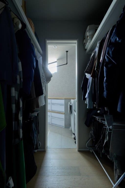 ジューケン 【角地/整形地】整形地に遊び心ある間取りとペットも喜ぶスキップフロアのある家の建築実例画像7