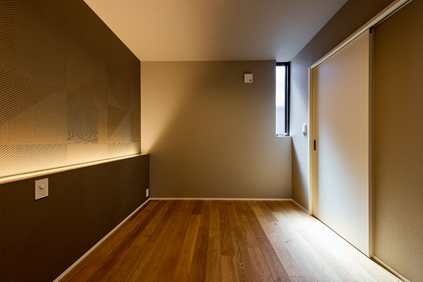 ジューケン 【整形地】2度目の家づくりで叶えた中庭×空中廊下のある吹抜けで開放的な家の建築実例画像9