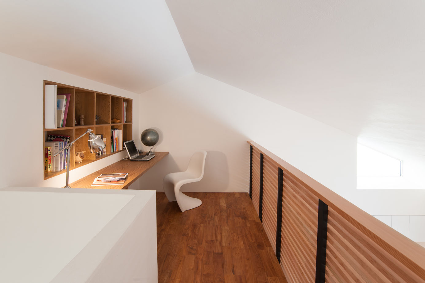 住空間設計Labo 【4000万円・神戸市】非日常を楽しむ。住まい手と建築士のセンスが融合した「リゾートスティ」感覚の住まいの建築実例画像6