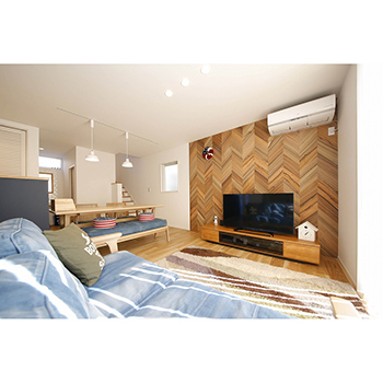 住空間設計Labo 【1000万円台】木とデニムのある暮らし／開放感と自然の安らぎを感じるアメリカ西海岸スタイルの家の建築実例画像5