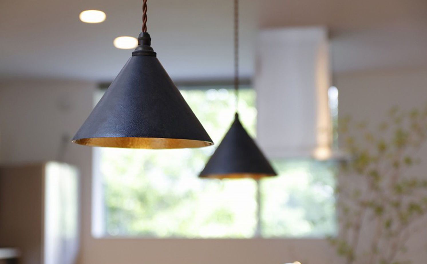 住空間設計Labo 【3000万円台・間取り図・豊中市】デザインも家事ラクも叶える。借景を活かす、光と緑を感じる中庭のある家の建築実例画像20