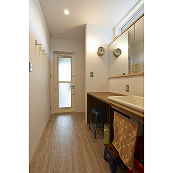 住空間設計Labo 【平屋風・2000万円台・間取り図】スローライフを愉しむ。味のあるインダストリアルデザインで仕上げた家の建築実例画像9