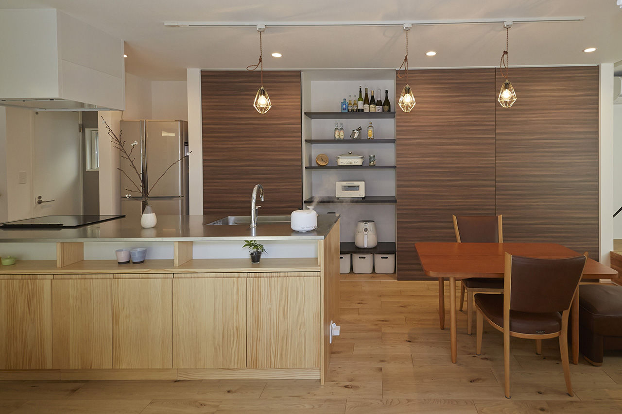 住空間設計Labo 【1000万円台・明石市】土間とキッチンが家の真ん中。団らんを大切にできるカフェスタイルの家の建築実例画像4