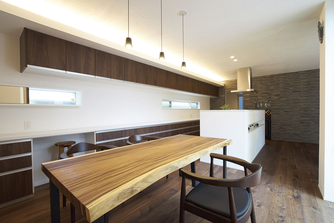 住空間設計Labo 【3000万円台・間取り図・明石市】子どもの遊び場、おうちワインバー…、昼も夜も毎日使える中庭のある家の建築実例画像5