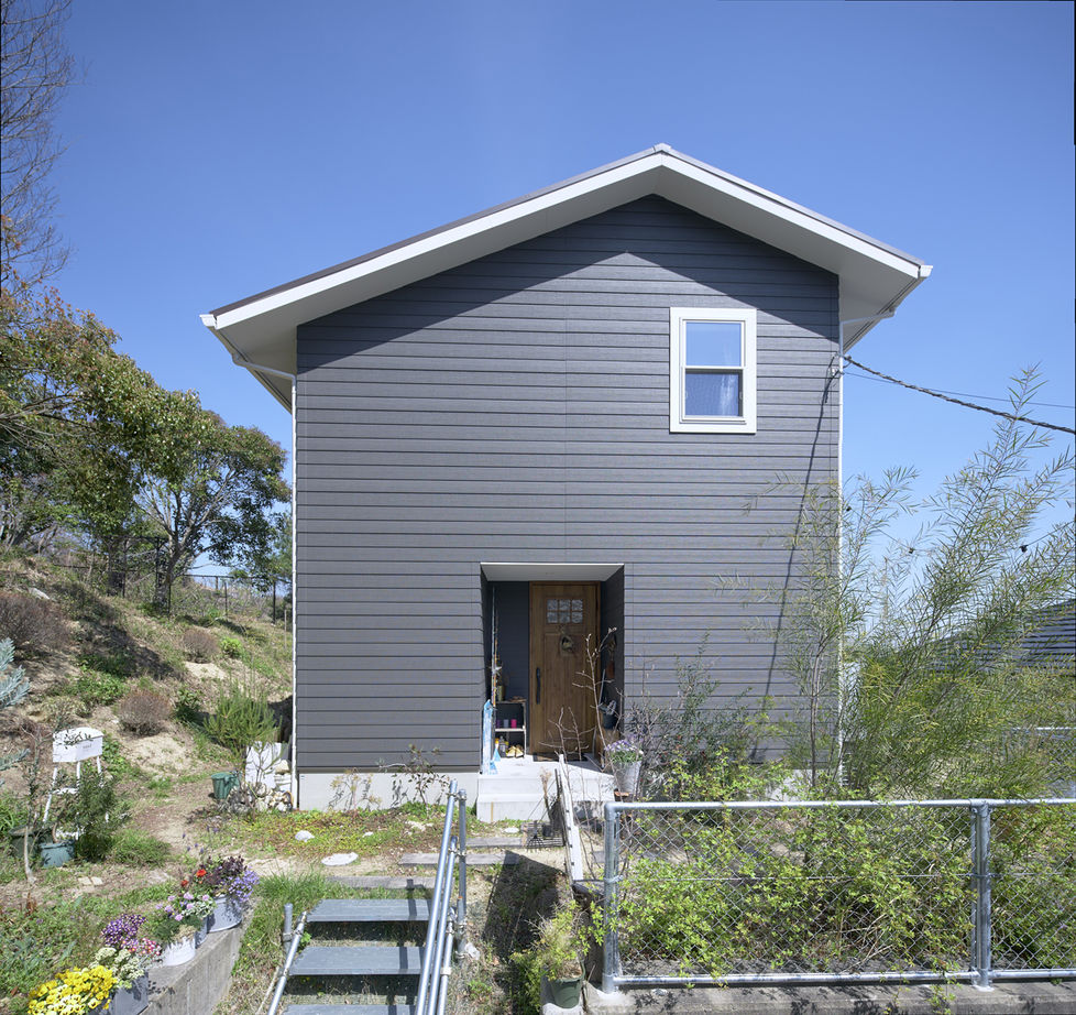 住空間設計Labo 【2000万円台・間取り図・西宮市】内と外がつながり、自然が身近に。リラックス感のある大人ナチュラルな家の建築実例画像2