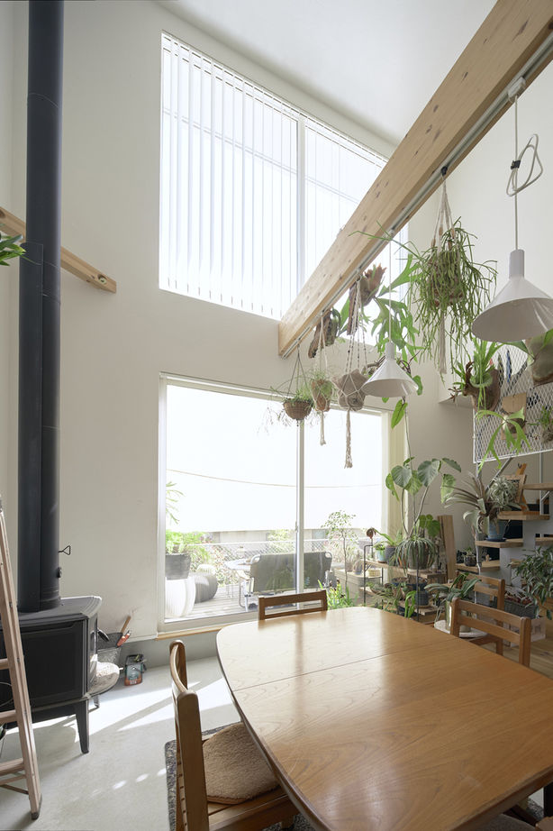 住空間設計Labo 【2000万円台・間取り図・西宮市】内と外がつながり、自然が身近に。リラックス感のある大人ナチュラルな家の建築実例画像4