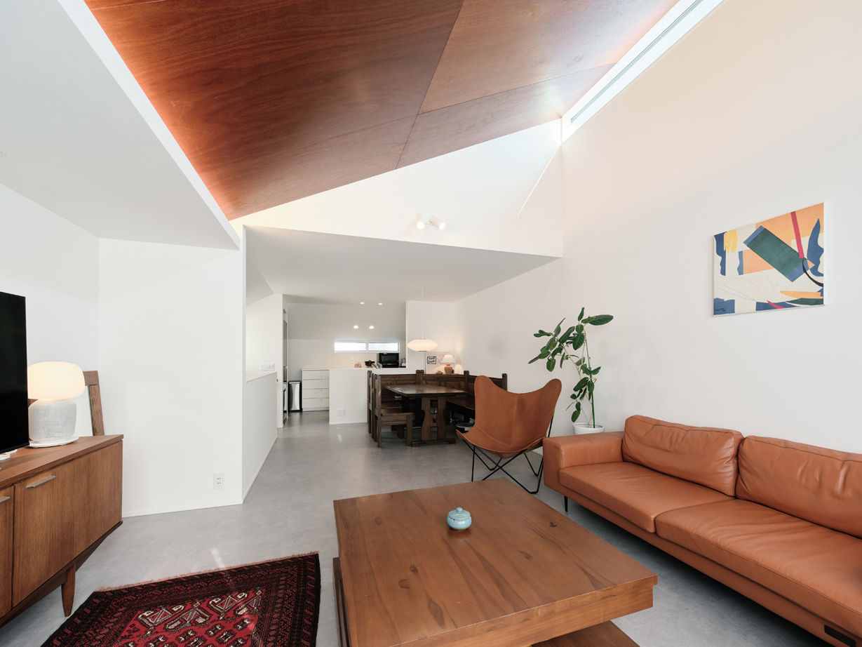 住空間設計Labo 【狭小20坪・2000万円台・間取り図・神戸市】庭木の潤いを感じながら過ごすアウトドアリビングのある家の建築実例画像3