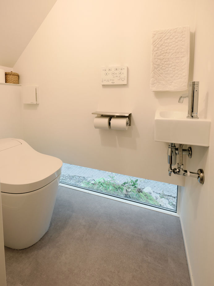 住空間設計Labo 【狭小20坪・2000万円台・間取り図・神戸市】庭木の潤いを感じながら過ごすアウトドアリビングのある家の建築実例画像8