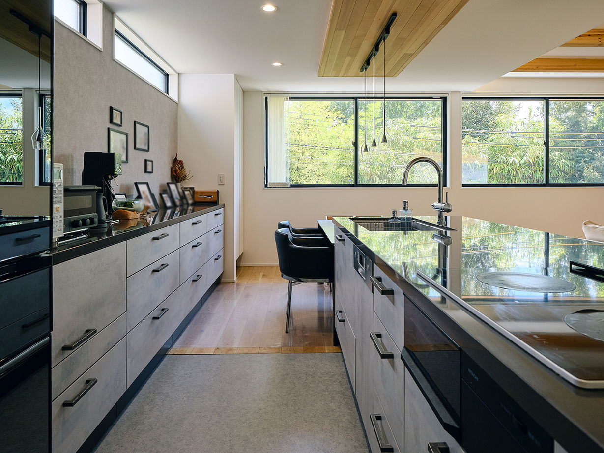 住空間設計Labo 【3000万円台・西宮市】プライベートガーデンのある暮らし。高台敷地の立地を活かした見晴らしの良い開放感の建築実例画像4